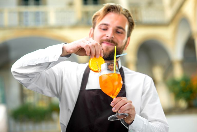9 Summer Cocktails Worth Traveling For